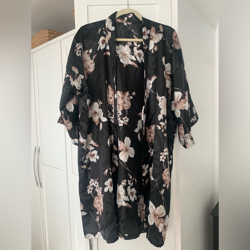 Satin robe